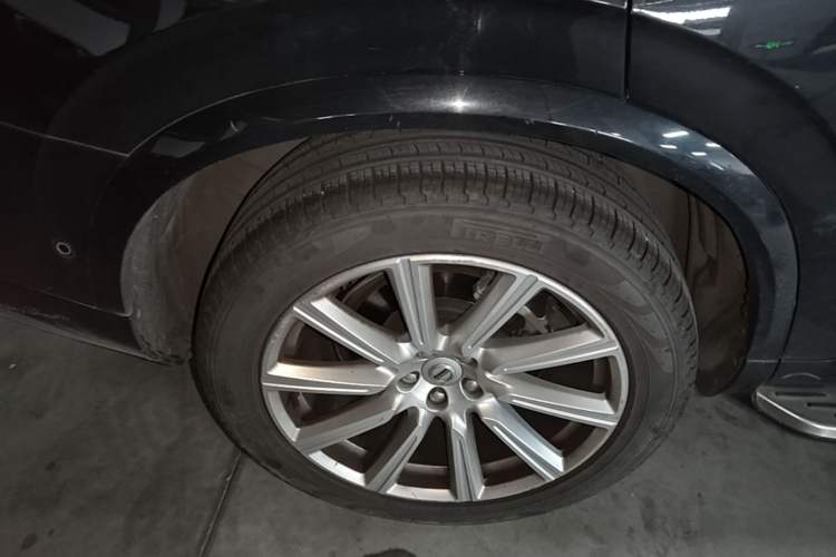 Used Volvo XC90 2017 T6 Zhiya Edition 7-seater Right Rear Wheel Hub
