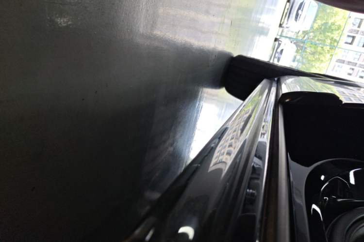 Used Volvo XC90 2017 T6 Prestige 7-Seater Right Side Sill
