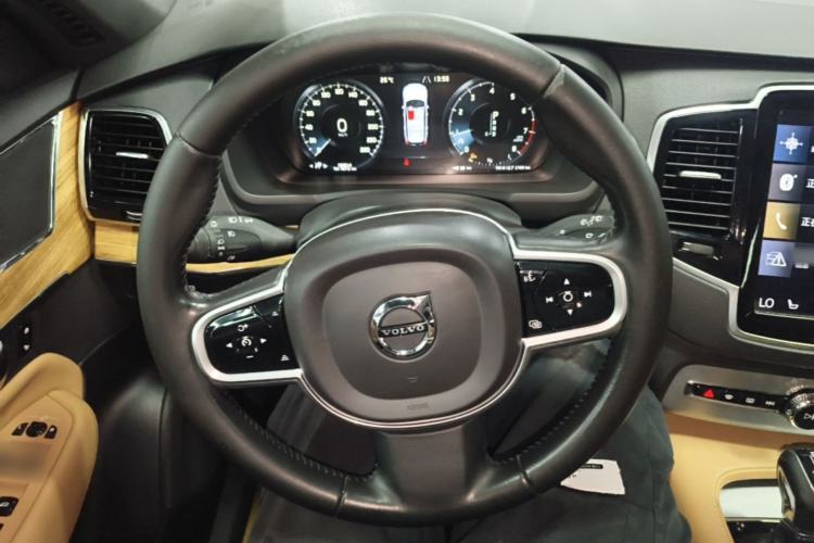Used Volvo XC90 2017 T6 Zhiyi Edition 5-seater Steering Wheel