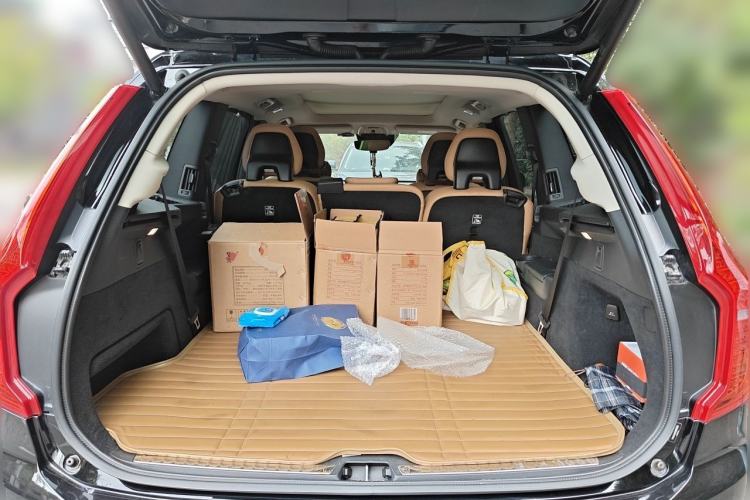 Used Volvo XC90 2017 T6 Zhiyi Edition 7-seater Trunk