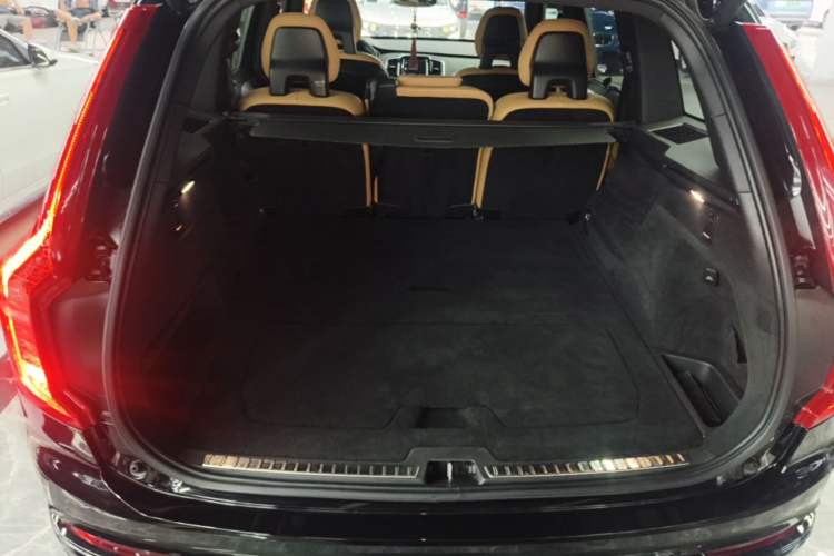Used Volvo XC90 2017 T6 Zhiyi Edition 5-seater Trunk