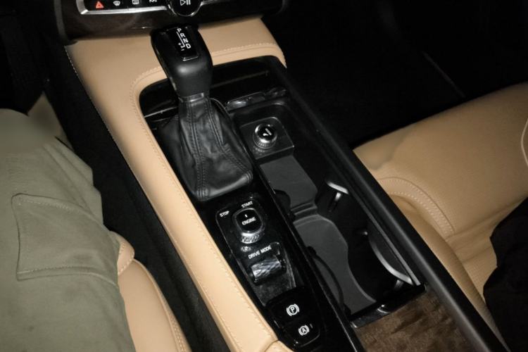 Used Volvo XC90 2017 T6 Zhiya Edition 7-seater Gear Lever