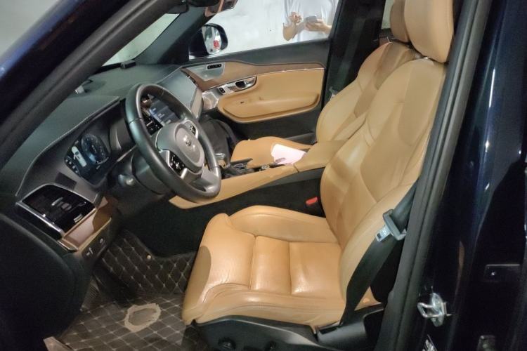 Used Volvo XC90 2017 T6 Prestige 5-Seater Left Front Seat