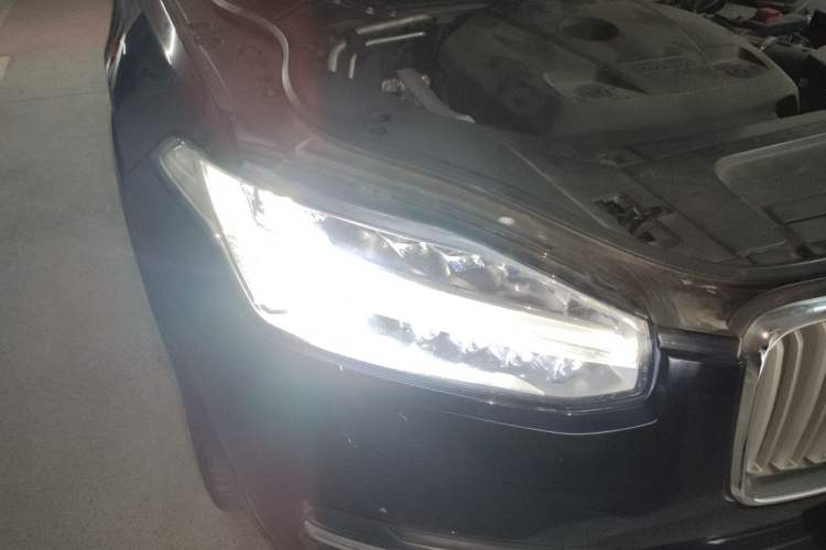 Used Volvo XC90 2017 T6 Prestige 5-Seater Right Front Headlight