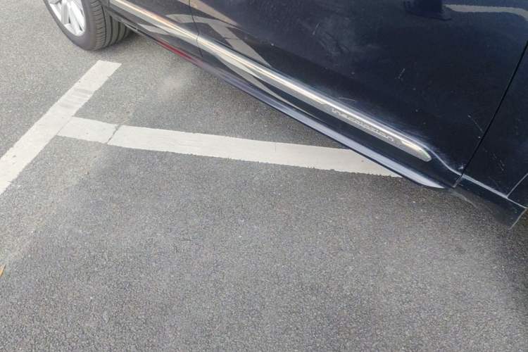 Used Volvo XC90 2017 T6 Zhiya Edition 7-seater Right Side Sill