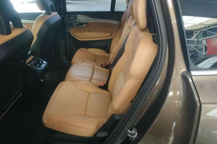 Used Volvo XC90 2017 T6 Prestige 7-Seater Left Rear Seat