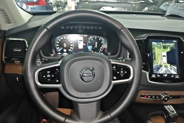 Used Volvo XC90 2017 T6 Zhiya Edition 5-seater Steering Wheel