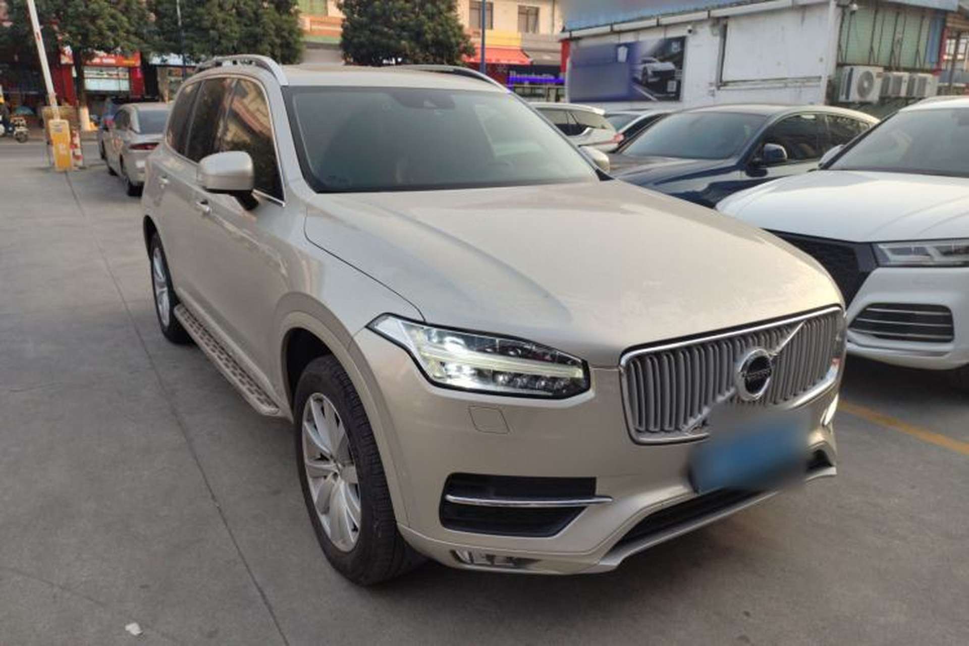 Used Volvo XC90 2017 T6 Zhiyi Edition 7-seater Front Right 45 Deg