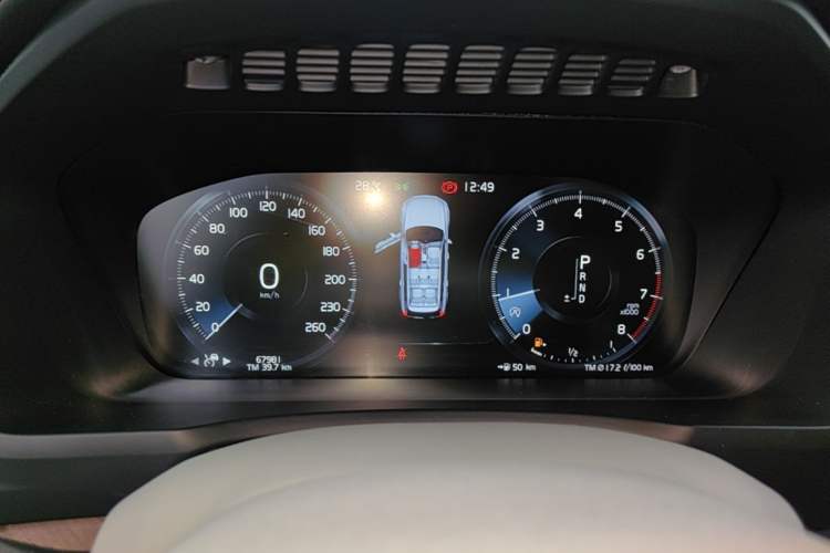 Used Volvo XC90 2017 T6 Zhiya Edition 5-seater Instrument Cluster