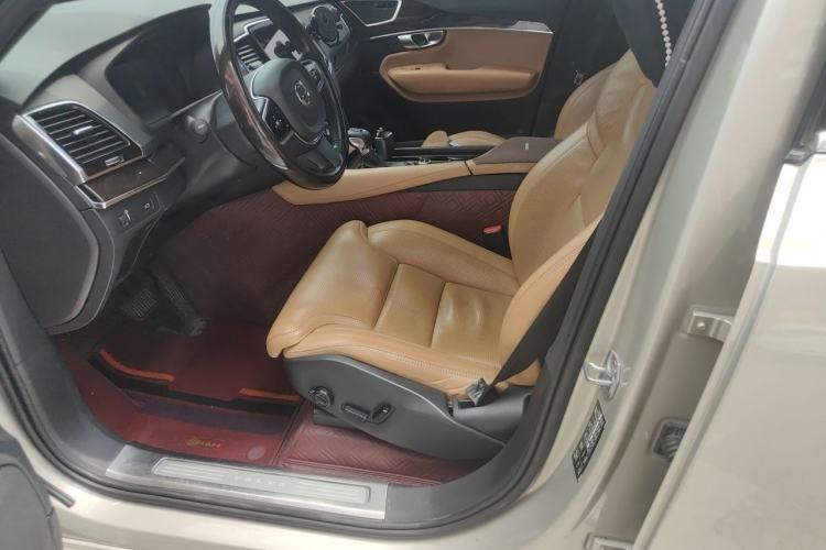 Used Volvo XC90 2017 T6 Zhiyi Edition 7-seater Driver Seat