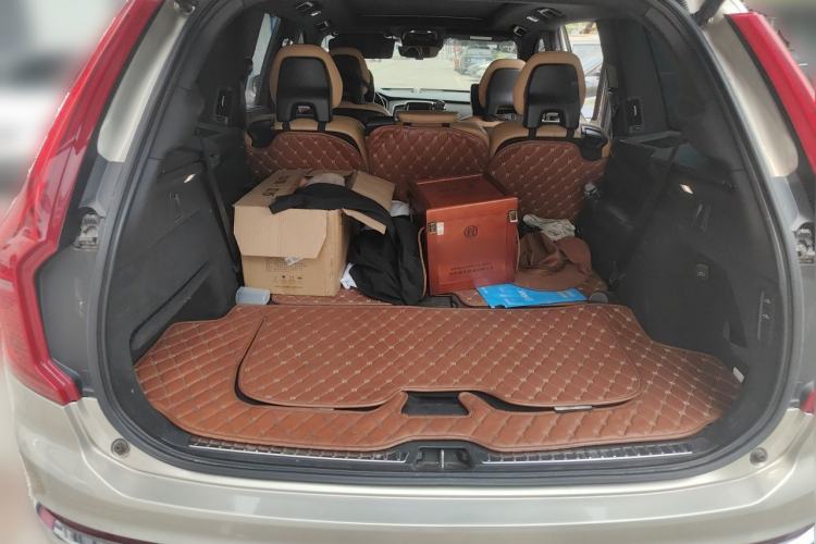 Used Volvo XC90 2017 T6 Zhiyi Edition 7-seater Trunk