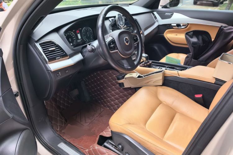 Used Volvo XC90 2017 T6 Zhiyi Edition 5-seater Driver Seat
