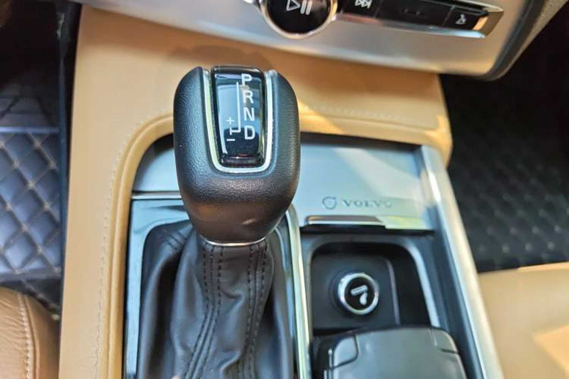 Used Volvo XC90 2017 T6 Zhiyi Edition 5-seater Gear Lever