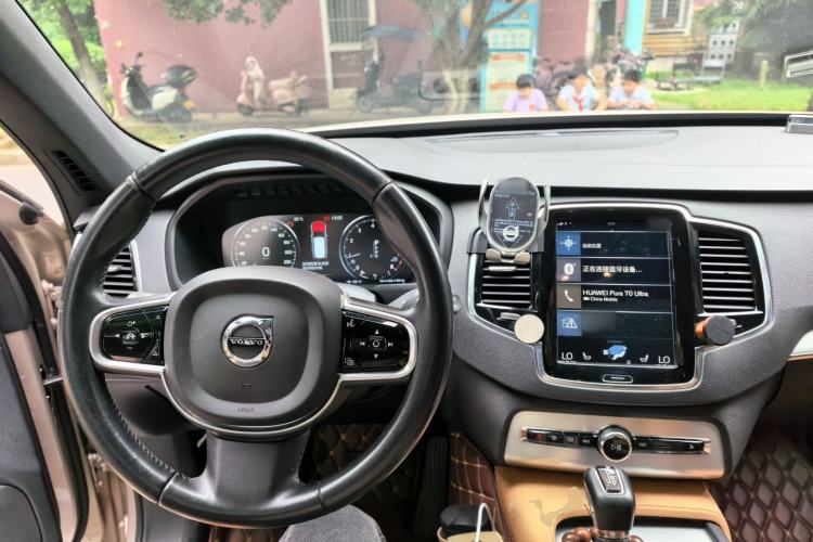 Used Volvo XC90 2017 T6 Zhiyi Edition 5-seater Steering Wheel