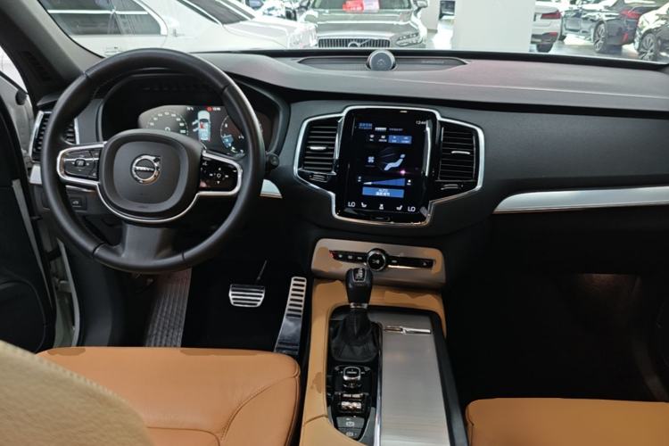 Used Volvo XC90 2017 T6 Zhiyi Edition 7-seater Center Console