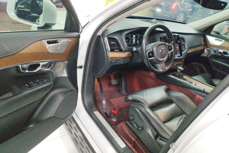 Used Volvo XC90 2017 T6 Zhiya Edition 5-seater Driver Seat