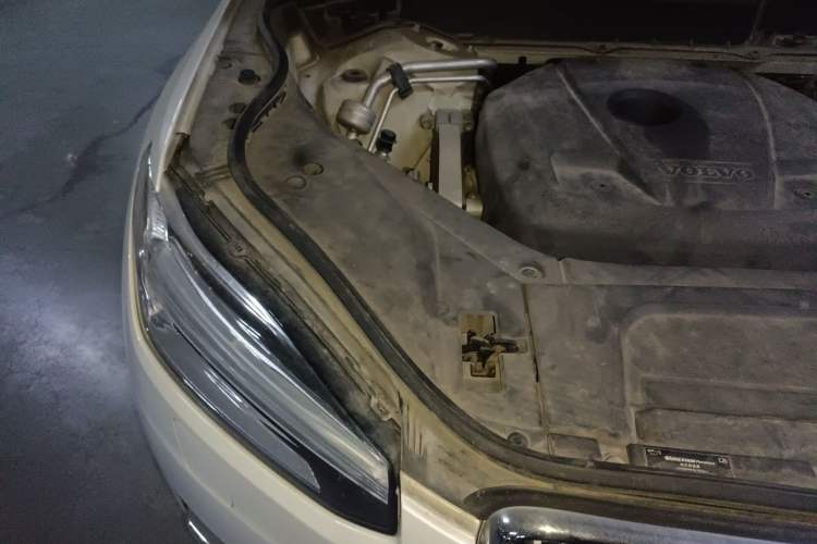 Used Volvo XC90 2017 T5 Zhiyi Edition 5-seater Engine Bay Right