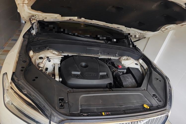 Used Volvo XC90 2017 T6 Zhiya Edition 7-seater Engine Bay