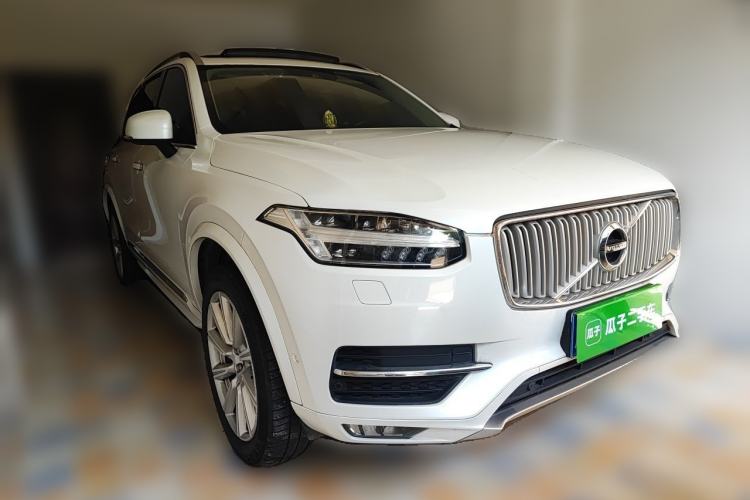 Used Volvo XC90 2017 T6 Zhiya Edition 7-seater Front Right 45 Deg