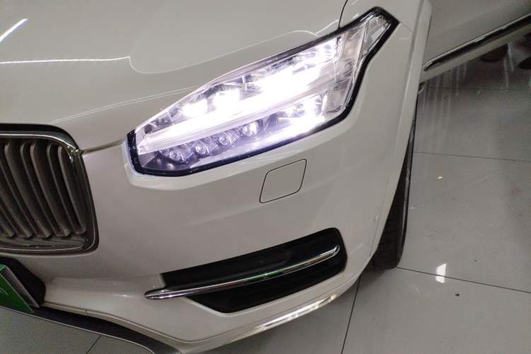Used Volvo XC90 2017 T6 Zhiya Edition 5-seater Left Front Headlight
