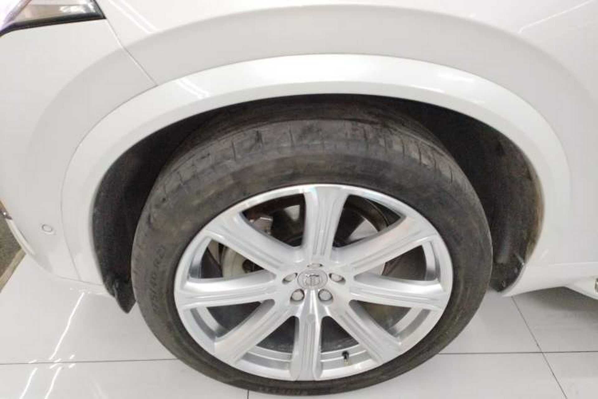Used Volvo XC90 2017 T6 Zhiya Edition 5-seater Left Front Wheel Hub