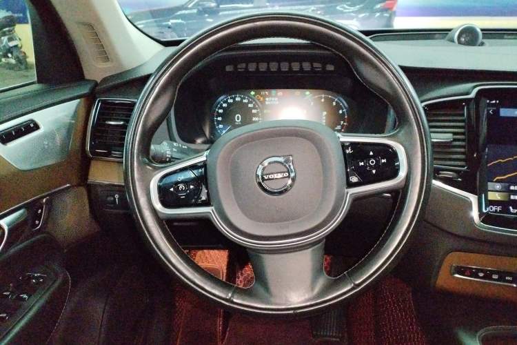 Used Volvo XC90 2017 T6 Zhiya Edition 5-seater Steering Wheel