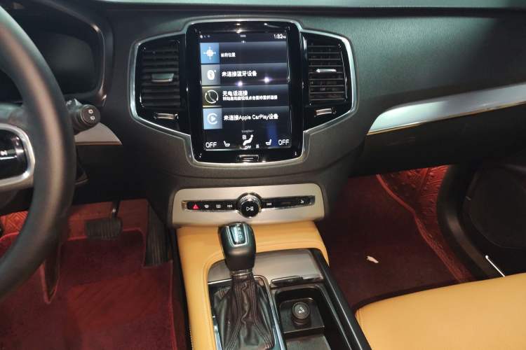Used Volvo XC90 2018 T6 Zhiyi Edition 7-Seater Audio And AC Panel