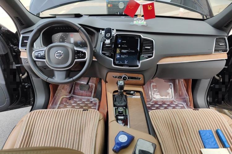 Used Volvo XC90 2018 T6 Zhiya Edition 7-seater Center Console