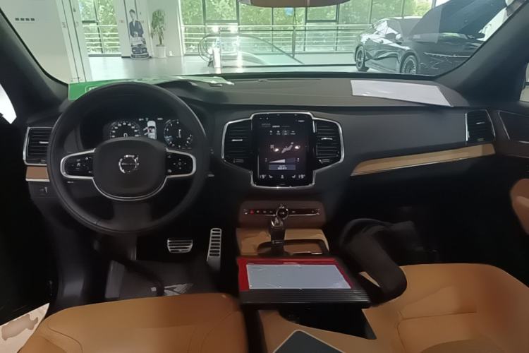 Used Volvo XC90 2018 T6 Zhiya Edition 7-seater Center Console