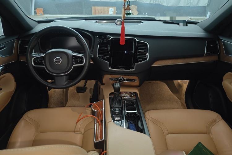 Used Volvo XC90 2018 T6 Zhiya Edition 7-seater Center Console