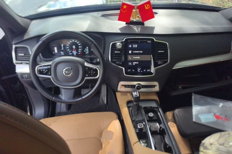 Used Volvo XC90 2018 T5 Zhiyi Edition 7-Seater Center Console