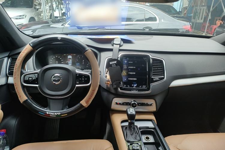 Used Volvo XC90 2018 T6 Zhiyi Edition 5-seater Center Console