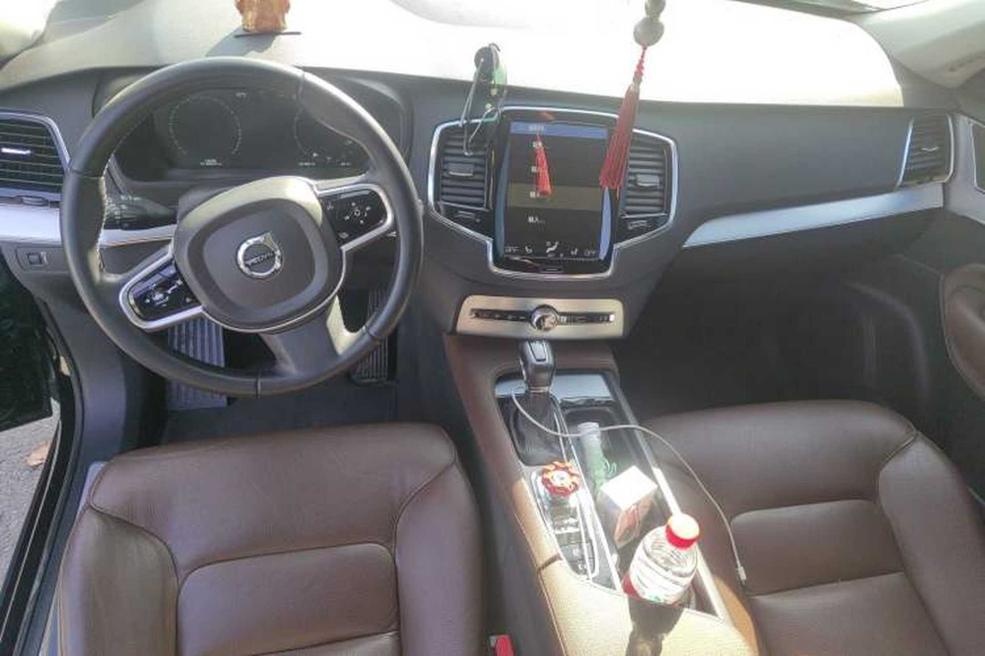 Used Volvo XC90 2018 T6 Zhiyi Edition 7-Seater Center Console