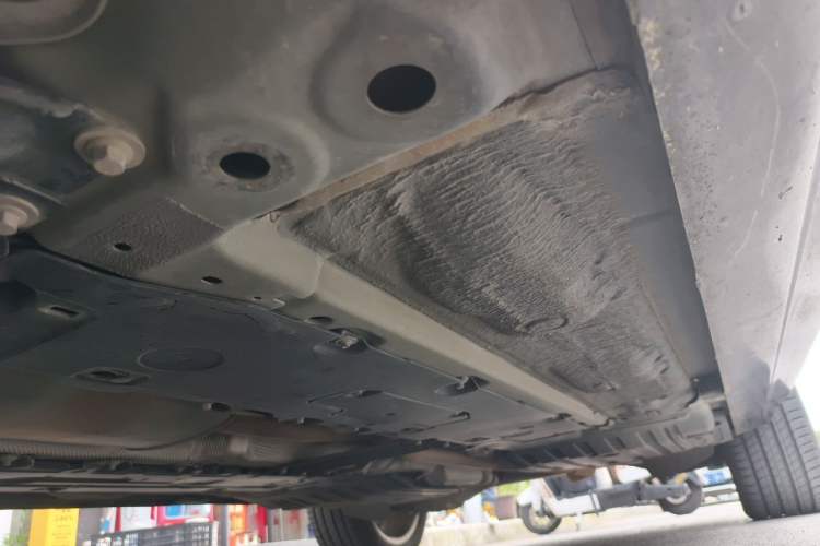 Used Volvo XC90  Chassis Front Left