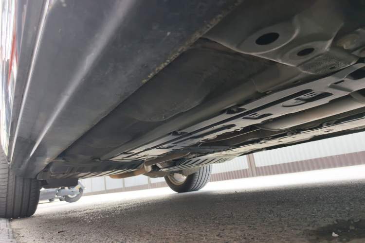 Used Volvo XC90  Chassis Front Right