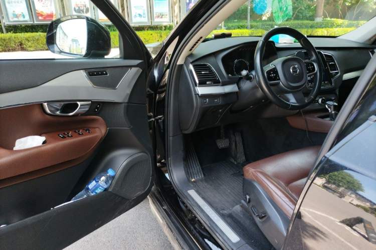 Used Volvo XC90 2018 T5 Zhiyi Edition 5-seater Driver Seat