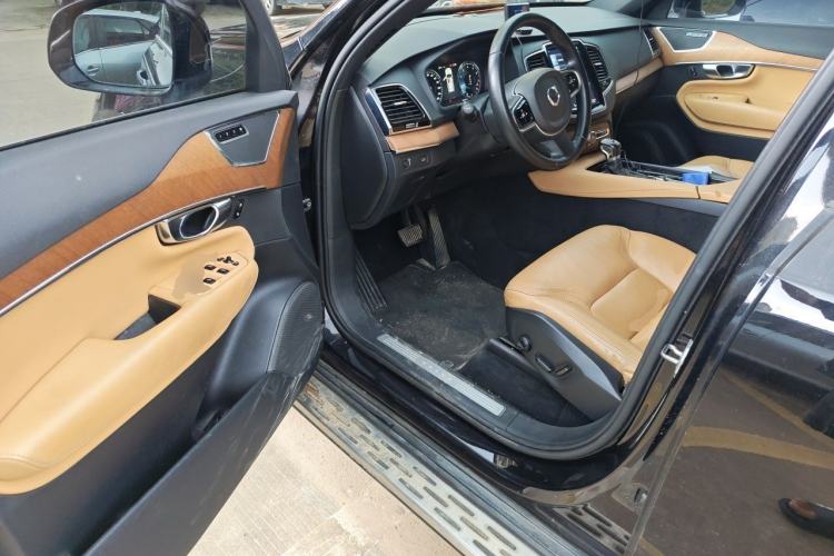Used Volvo XC90 2018 T6 Zhiya Edition 7-seater Driver Seat