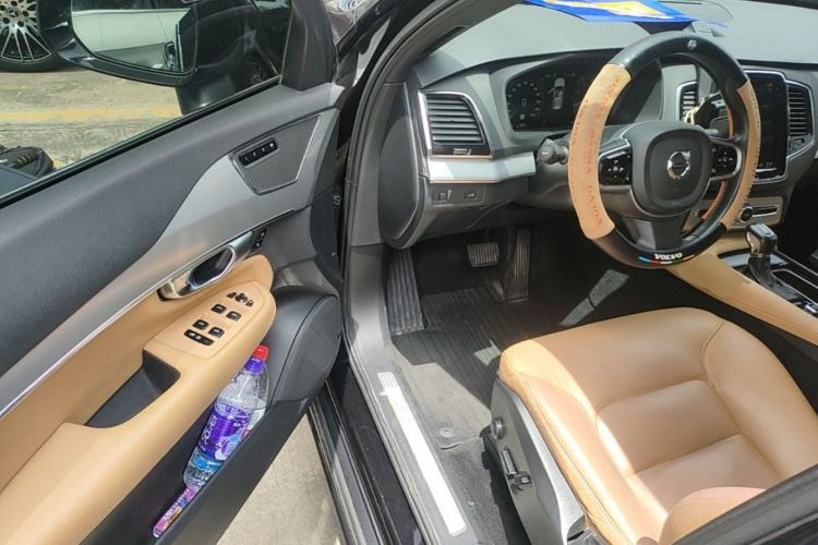 Used Volvo XC90 2018 T6 Zhiyi Edition 5-seater Driver Seat