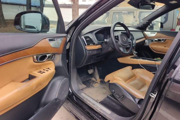 Used Volvo XC90 2018 T6 Prestige 7-Seater Driver Seat