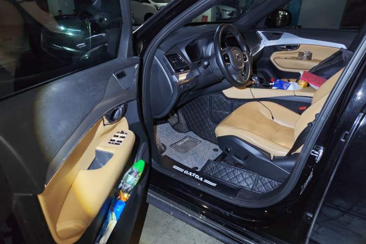 Used Volvo XC90 2018 T5 Zhiyi Edition 7-Seater Driver Seat