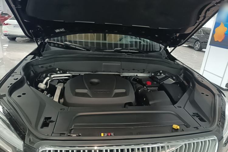 Used Volvo XC90 2018 T6 Zhiya Edition 7-seater Engine Bay
