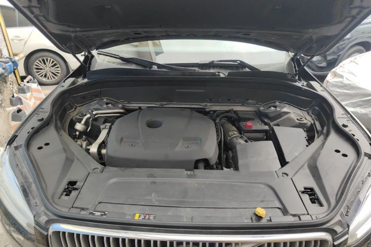 Used Volvo XC90 2018 T6 Zhiya Edition 7-seater Engine Bay