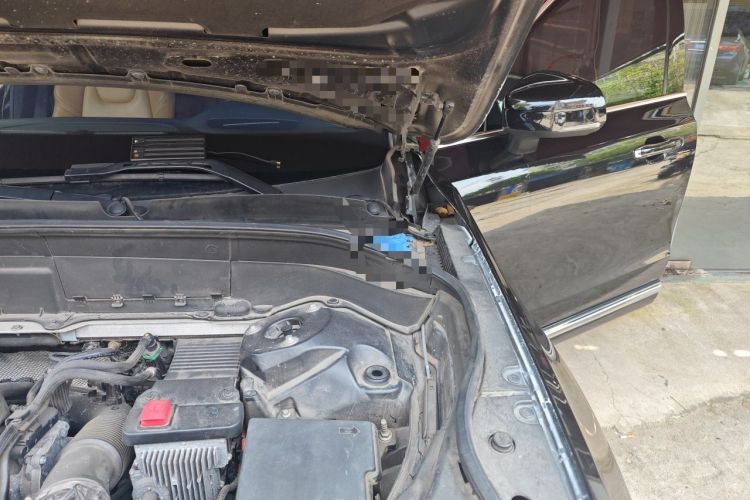 Used Volvo XC90 2018 T6 Zhiya Edition 7-seater Engine Bay Left