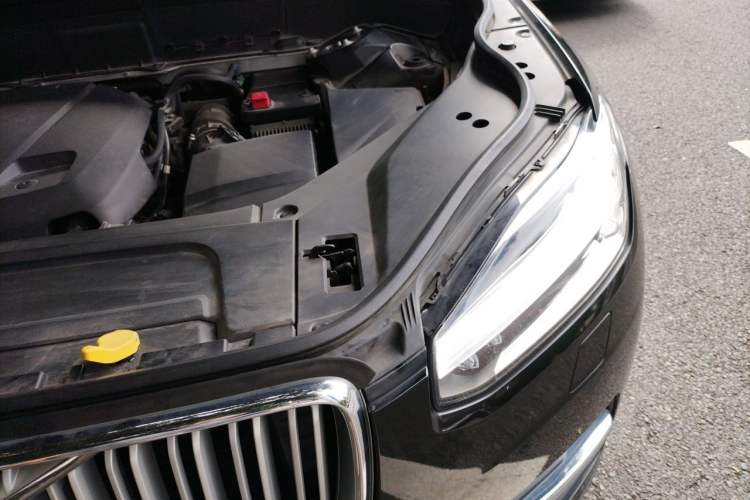 Used Volvo XC90 2018 T6 Zhiya Edition 7-seater Engine Bay Left
