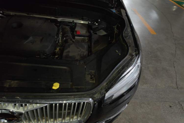 Used Volvo XC90 2018 T6 Zhiya Edition 7-seater Engine Bay Left