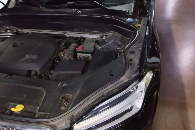Used Volvo XC90 2018 T6 Zhiya Edition 7-seater Engine Bay Left