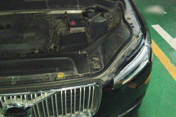Used Volvo XC90 2018 T6 Prestige 7-Seater Engine Bay Left