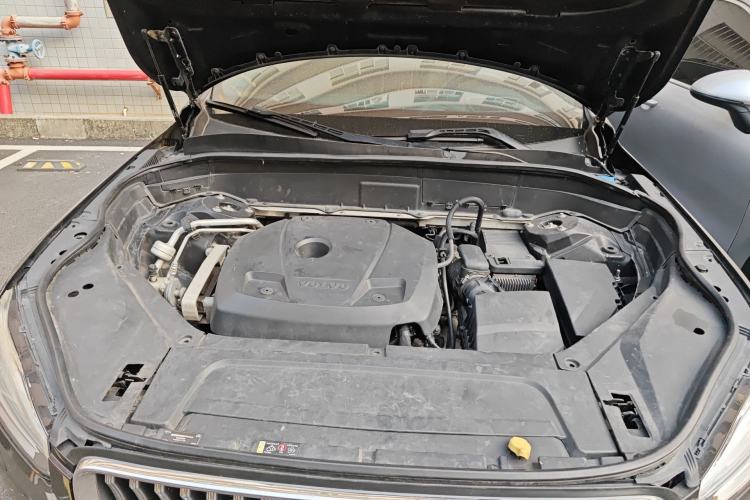 Used Volvo XC90 2018 T6 Zhiya Edition 7-seater Engine Bay