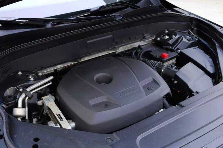 Used Volvo XC90 2018 T6 Zhiya Edition 7-seater Engine Bay