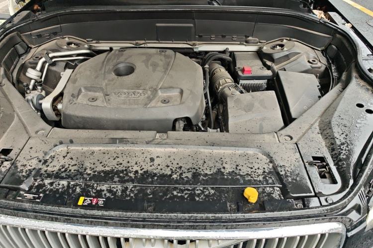 Used Volvo XC90 2018 T6 Prestige 7-Seater Engine Bay